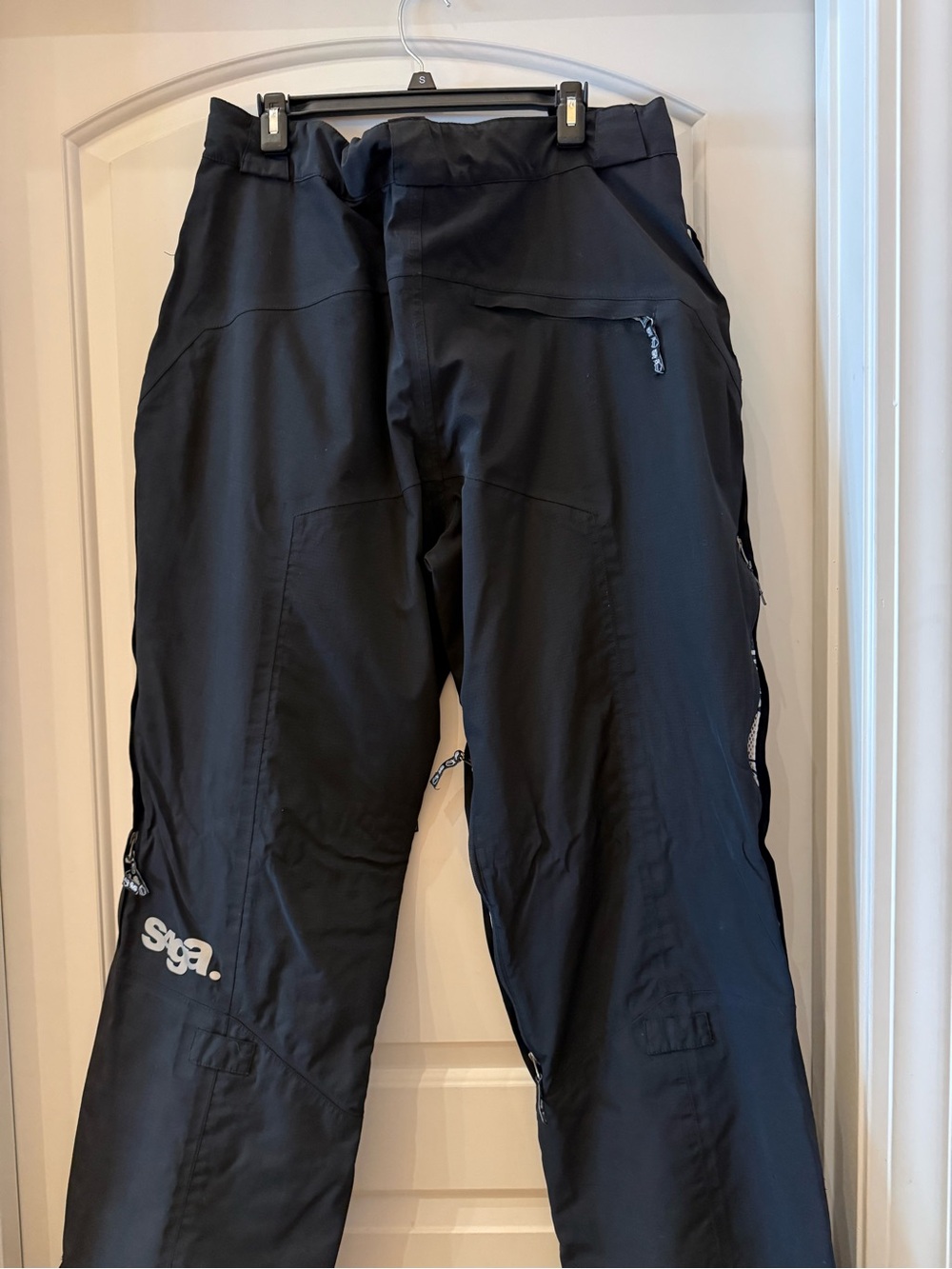 Saga Black Men's Cargo Snow Pants